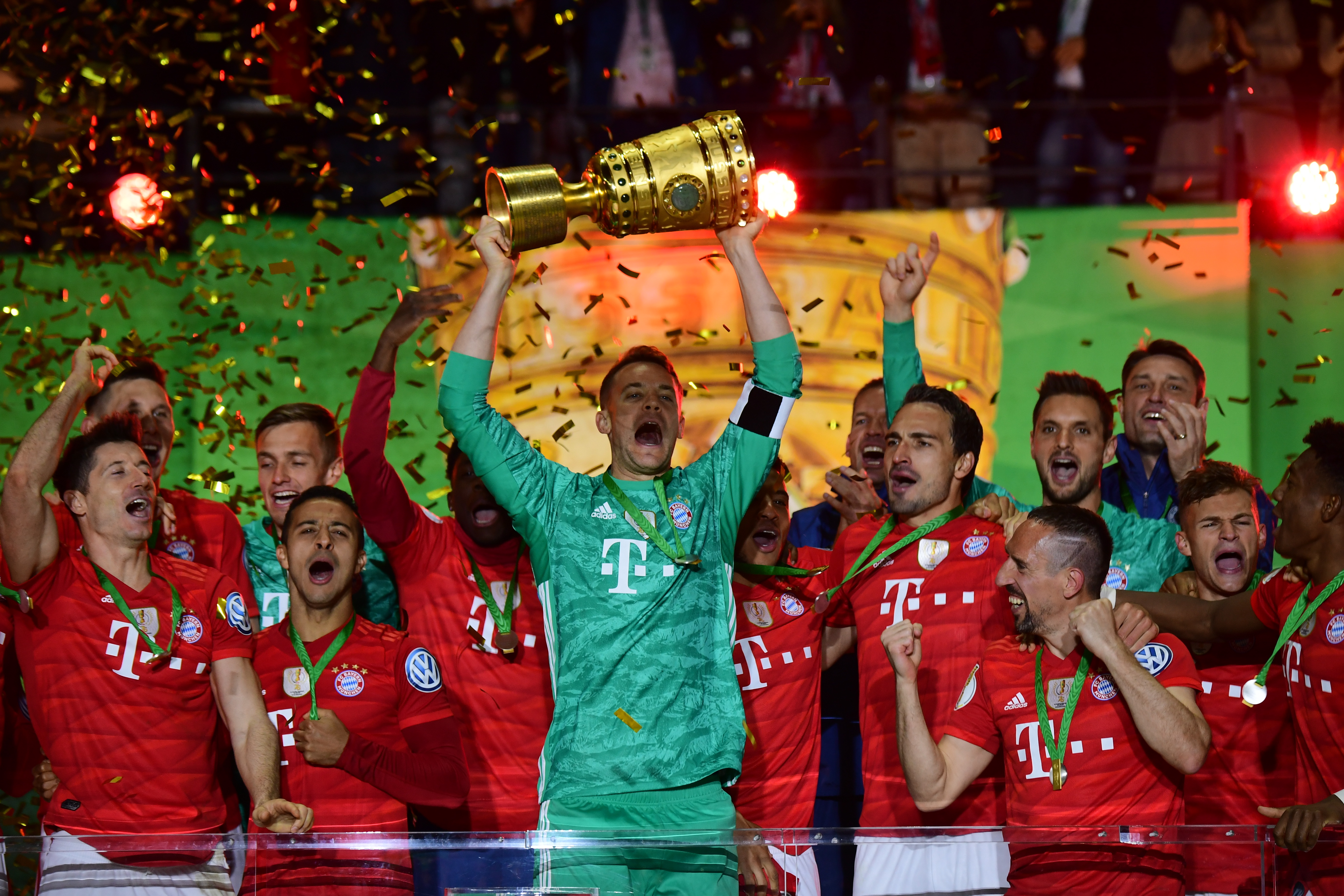 里尔保持防守硬度稳居前列（里尔防守强硬如初，继续位列前茅）