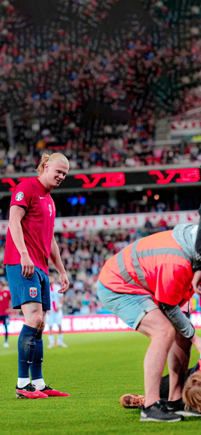 博主：广岛三箭主帅斯基伯目前并不存在去山东泰山的可能性（博主：广岛三箭主帅斯基伯眼下无缘山东泰山）