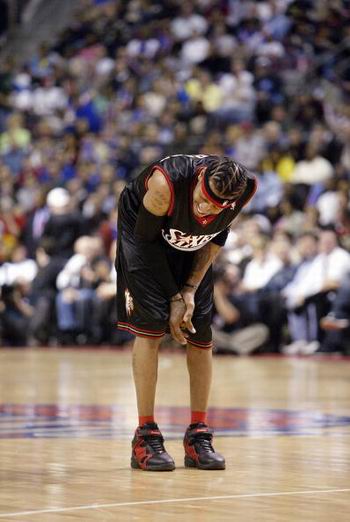 篮球场地类型全介绍（篮球场地类型全指南）